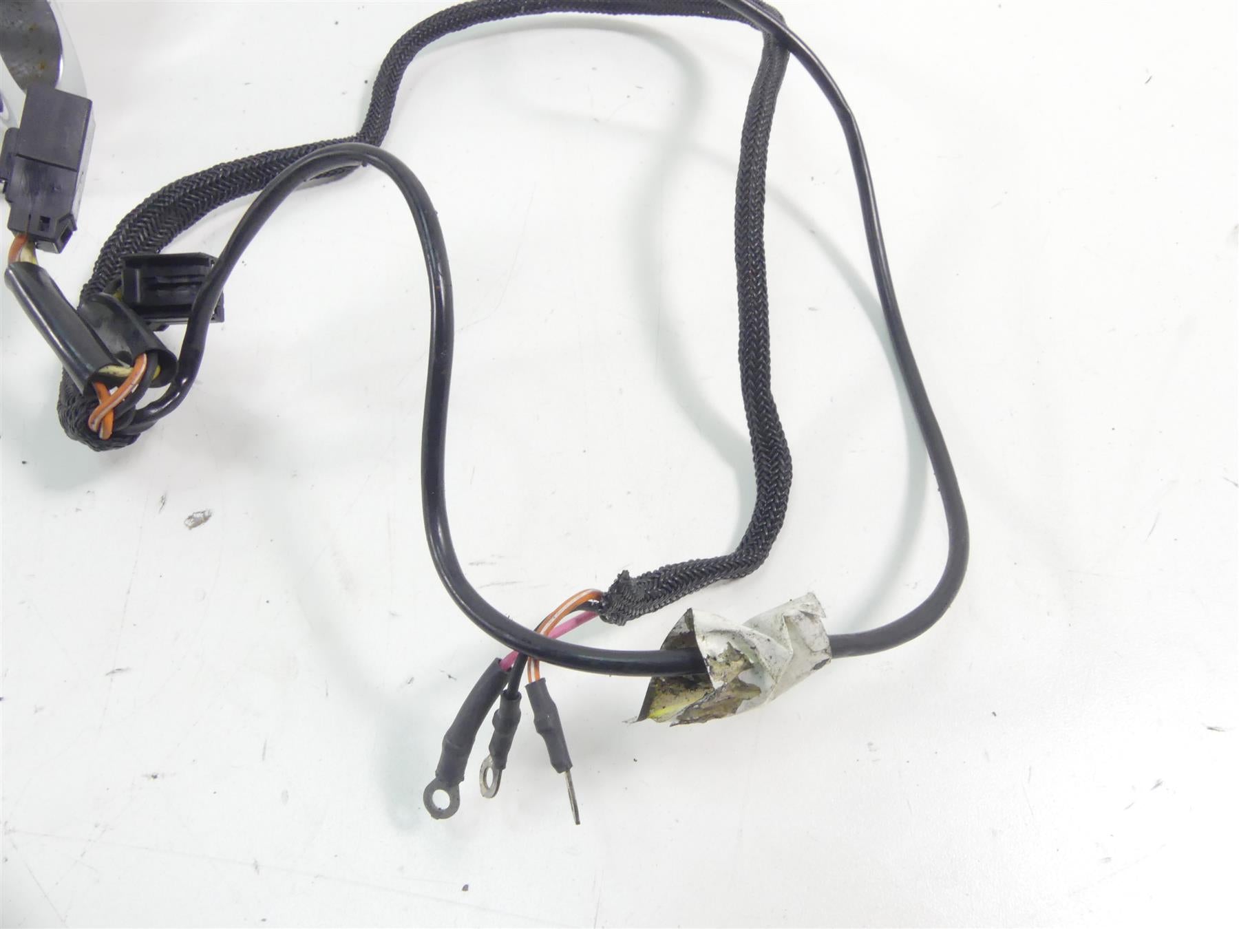 2004 Harley Softail FXSTD SE CVO Deuce Handlebar Riser Tachometer Assy 69074-04A {{ shop.shopifyCountryName }} - Mototech271