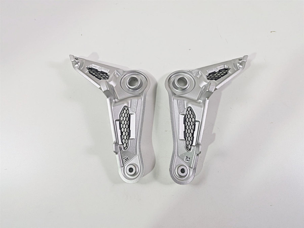 2022 BMW RnineT Pure K22 Under Riders Seat Support Fairing Set 46638531189 {{ shop.shopifyCountryName }} - Mototech271