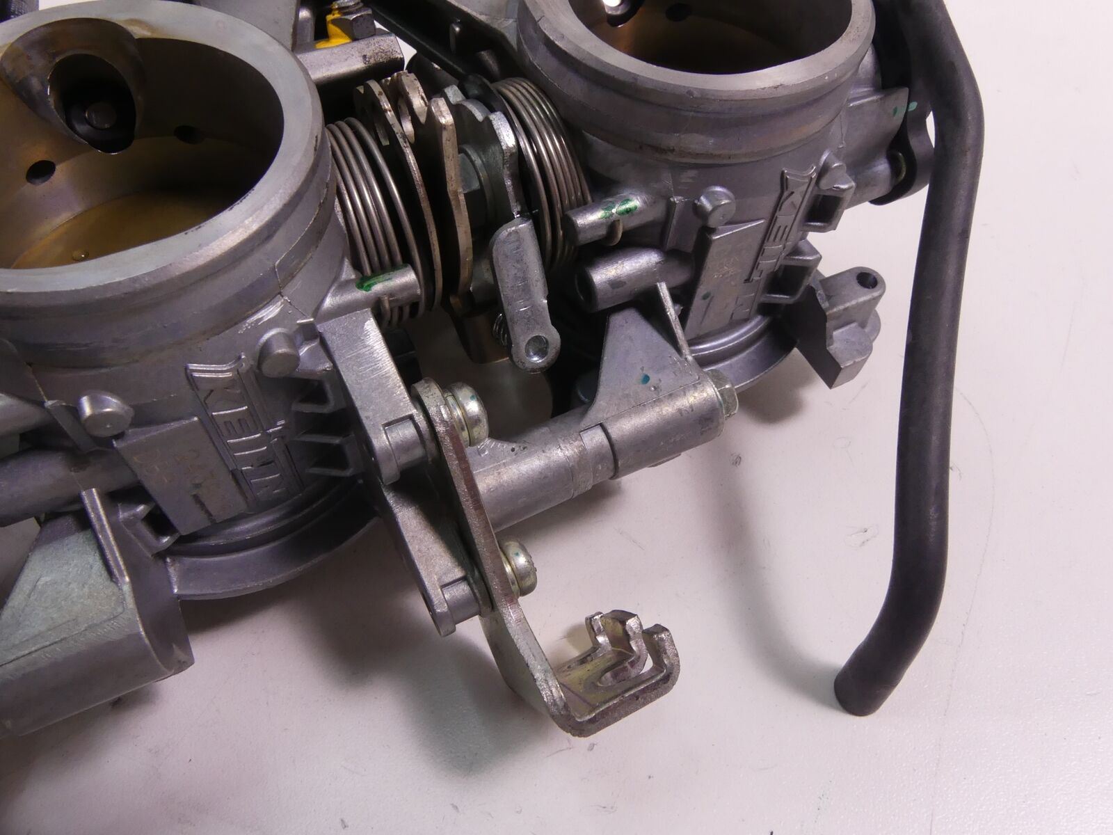 2014 Triumph Tiger 800 ABS Throttle Bodies Keihin Fuel Injection T1243800 {{ shop.shopifyCountryName }} - Mototech271