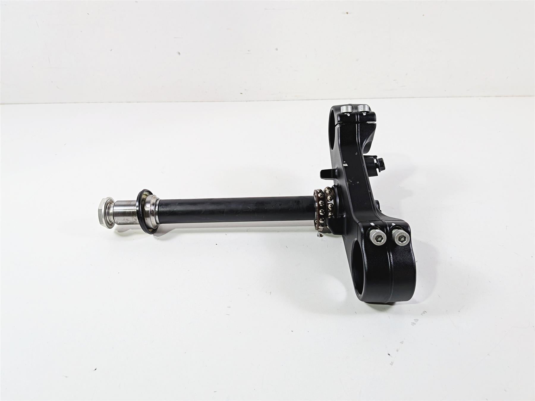 2025 CFMoto 450 SS Lower Triple Tree Steering Clamp 6AQV-050500-1005-M {{ shop.shopifyCountryName }} - Mototech271