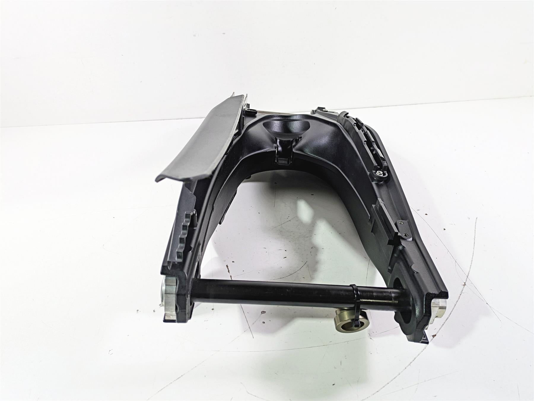 2022 KTM 1290 Super Adventure S Swingarm & Axle & Pivot Bolt 61904030044C1 {{ shop.shopifyCountryName }} - Mototech271