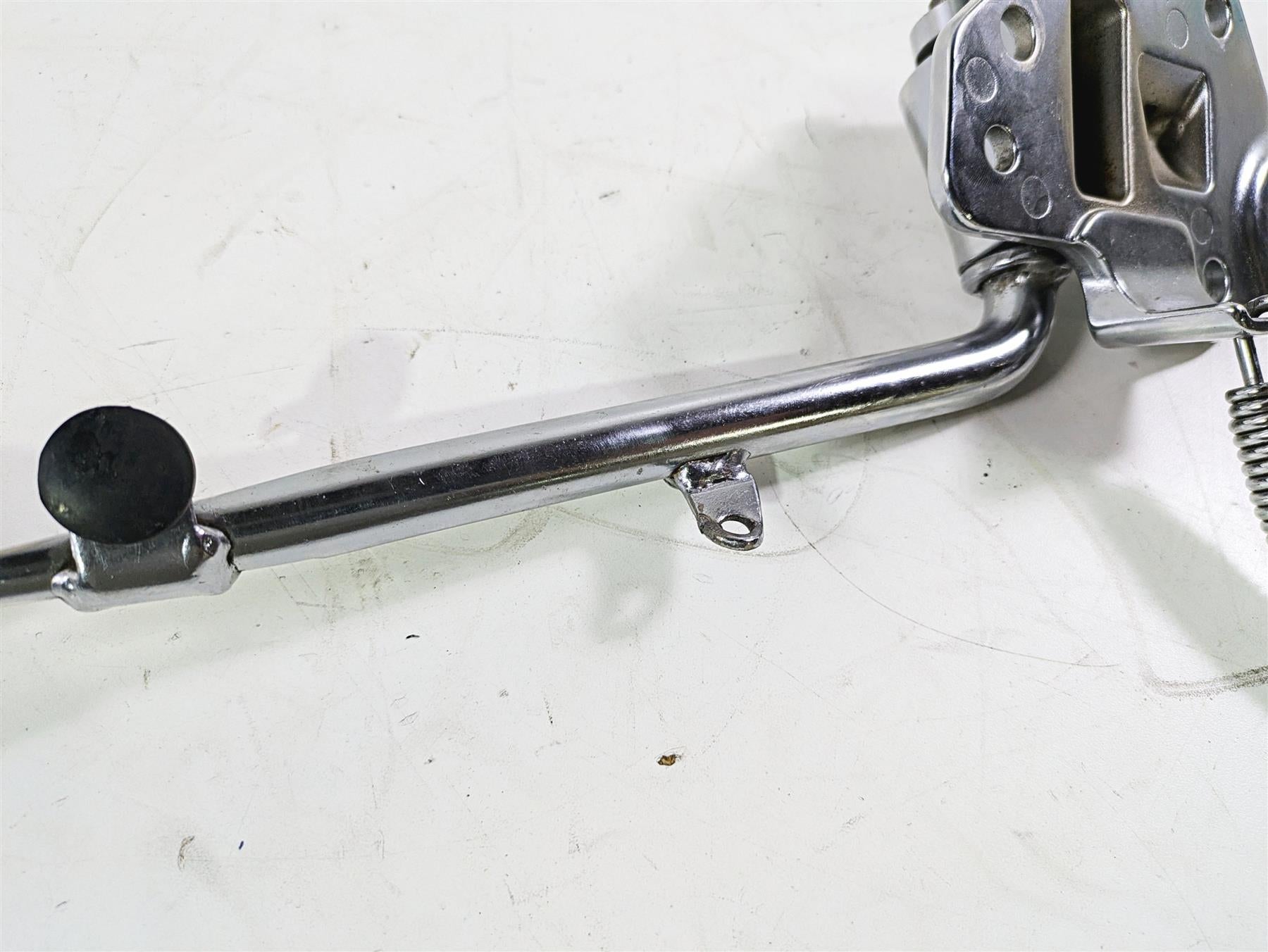 2010 Harley Touring FLHX Street Glide Side Kick Jiffy Kickstand 50075-07A {{ shop.shopifyCountryName }} - Mototech271