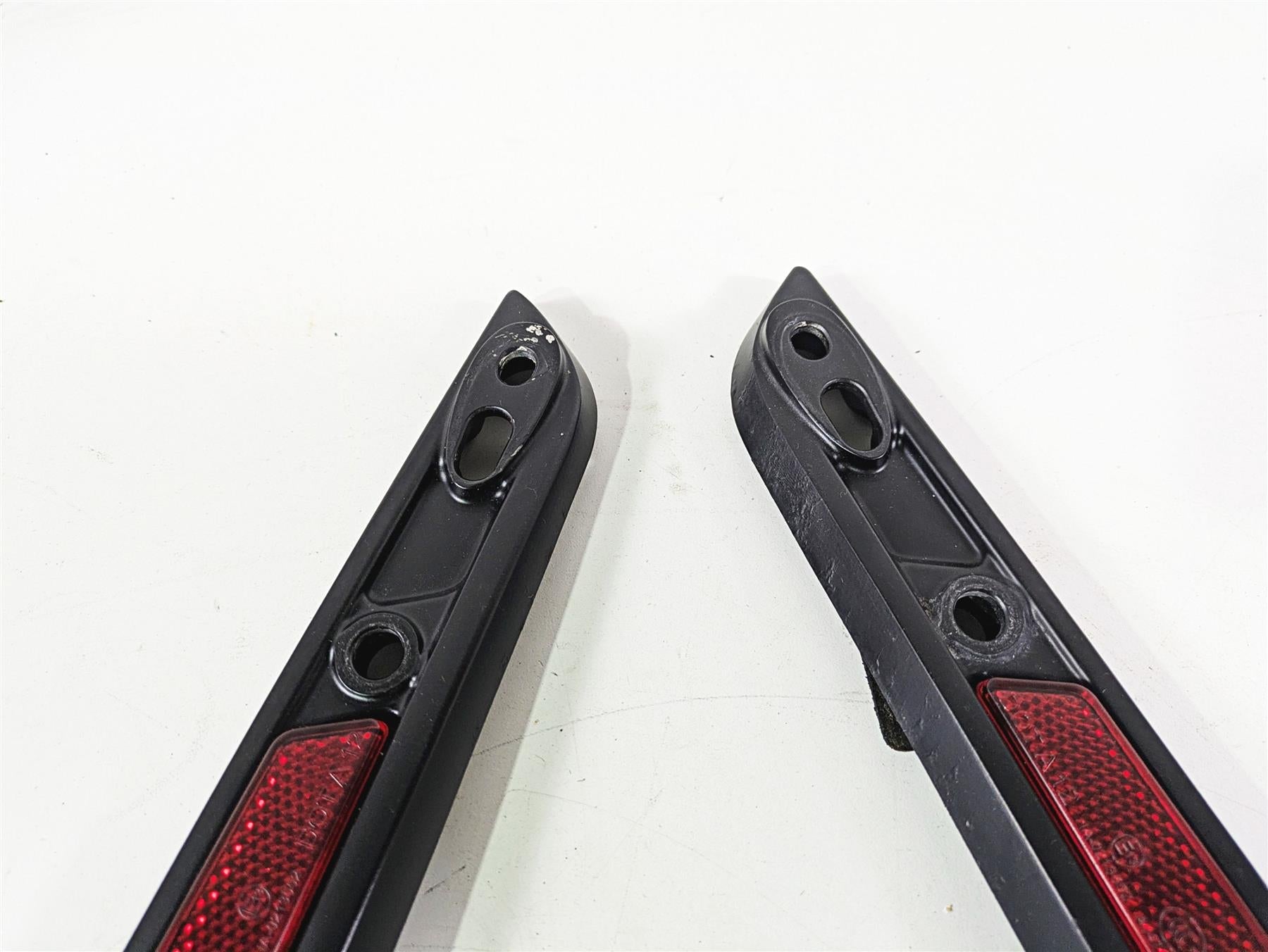2018 Harley Softail FXFBS Fat Bob Rear Fender Struts Braces 59500543 59500544 {{ shop.shopifyCountryName }} - Mototech271