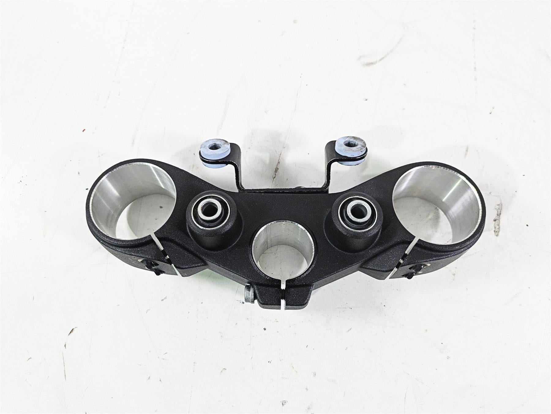 2018 Ducati Hypermotard 939 SP Upper Triple Tree Steering Clamp 34110972AA {{ shop.shopifyCountryName }} - Mototech271