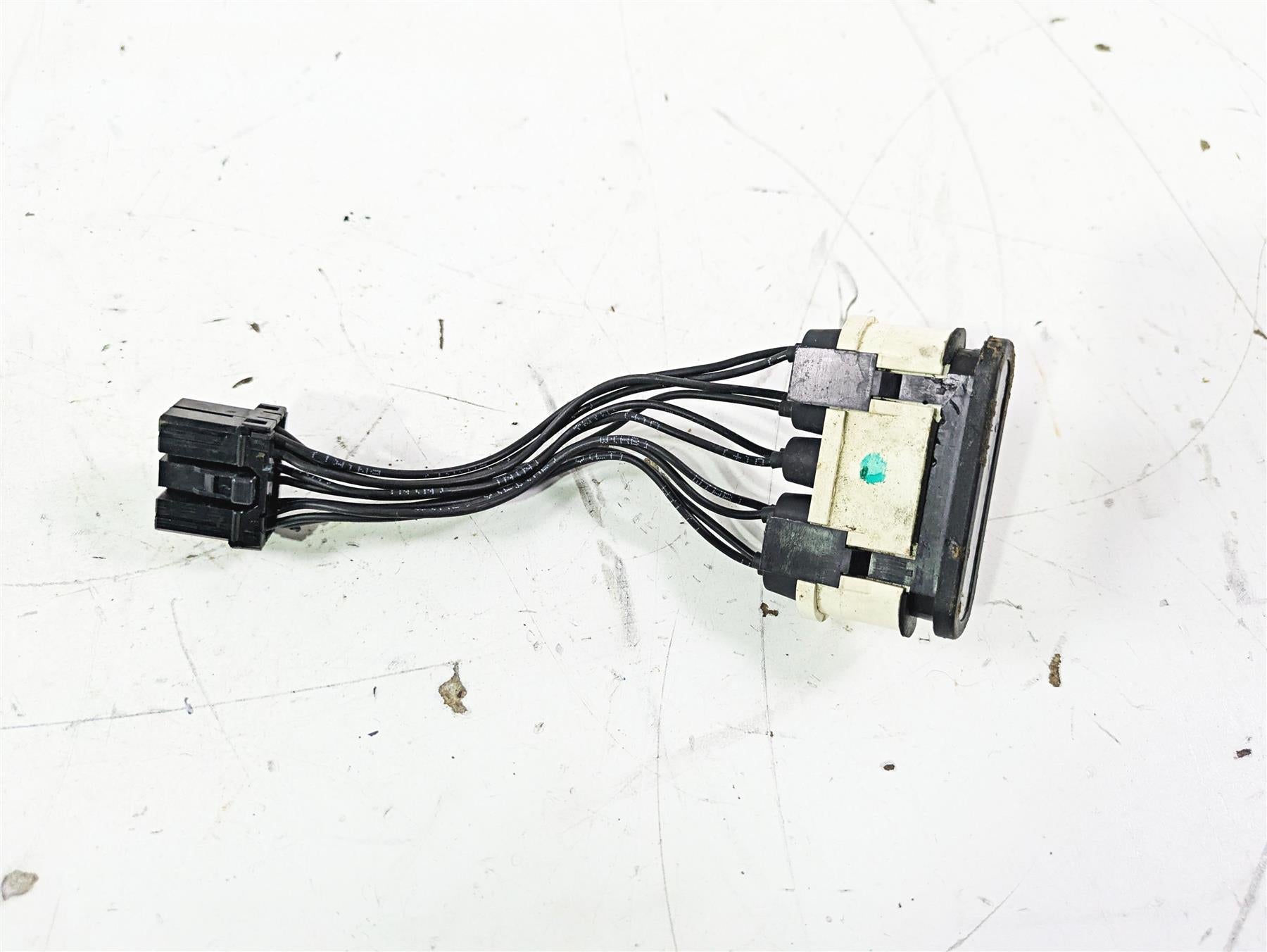 2003 Harley Touring FLHTCUI E-Glide 100th Instrument Indicator Lights 68789-96B {{ shop.shopifyCountryName }} - Mototech271