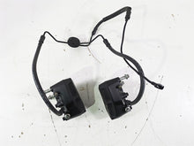 Load image into Gallery viewer, 2003 Harley Touring FLHTCUI E-Glide 100th Front Brake Caliper Set 44023-00C | Mototech271
