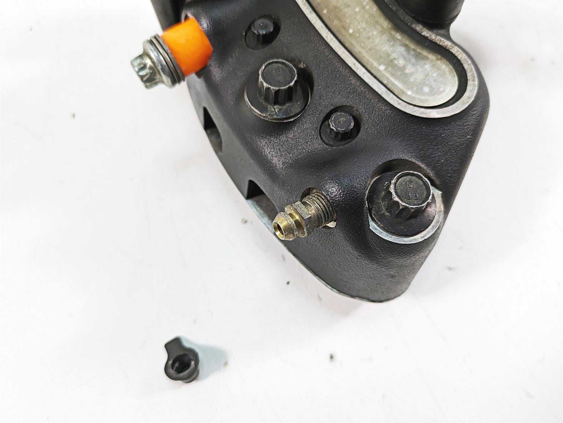 2006 Harley Softail FXSTSI Springer Rear Brake Caliper & Bracket 40908-06 {{ shop.shopifyCountryName }} - Mototech271