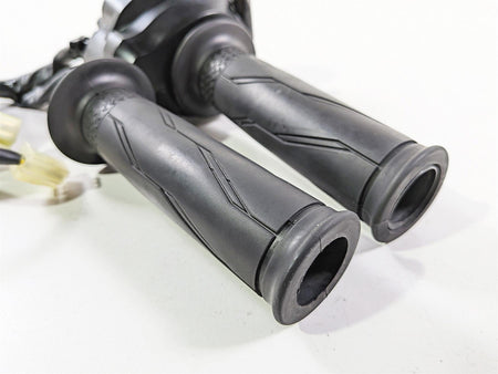 2022 Yamaha YZF R1 R1M RN65 Right Hand Control Switch E-Throttle B3L-8291R-03-00-Mototech271