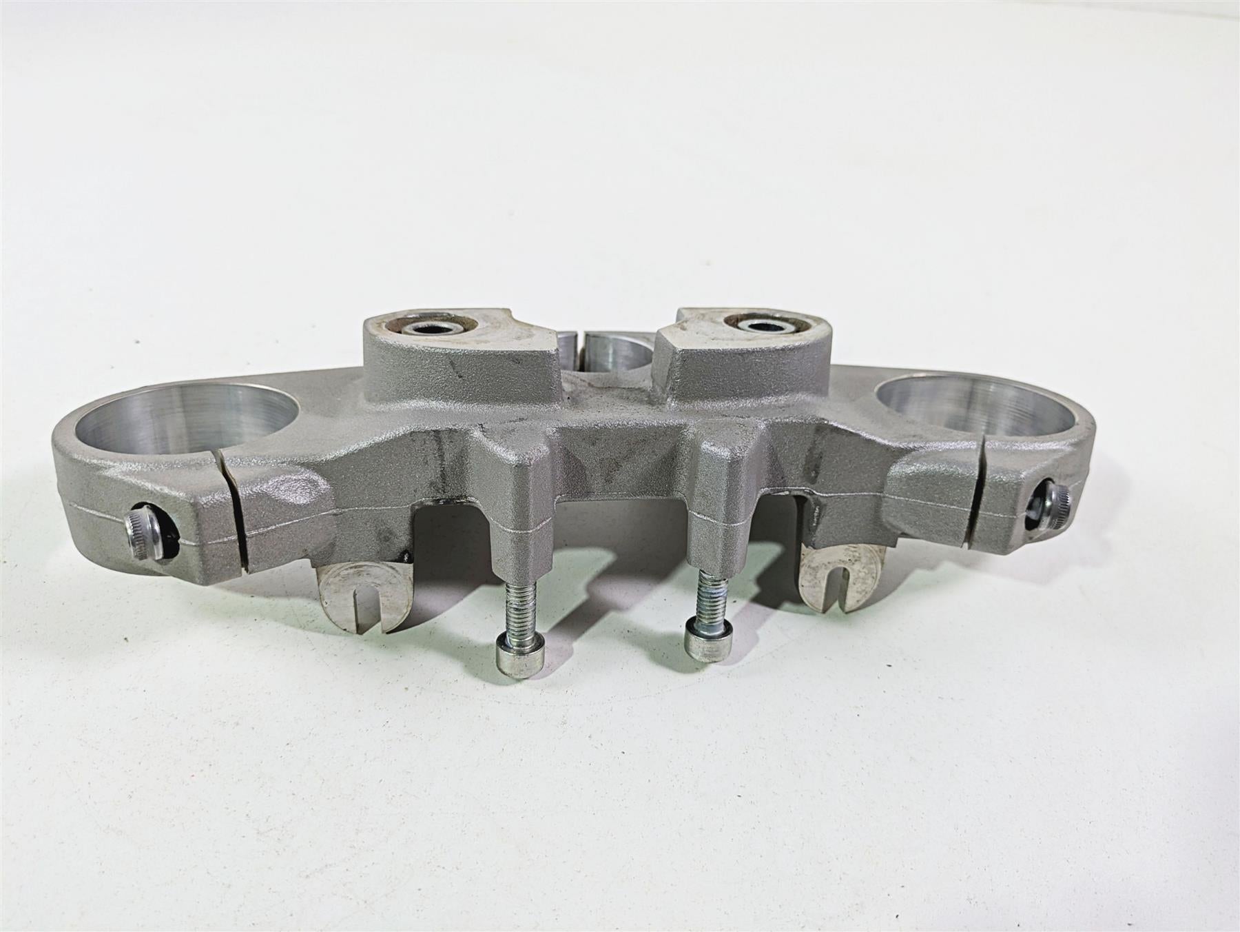2018 Ducati Scrambler Desert Sled 800 Upper Triple Tree Clamp 34111182AA {{ shop.shopifyCountryName }} - Mototech271