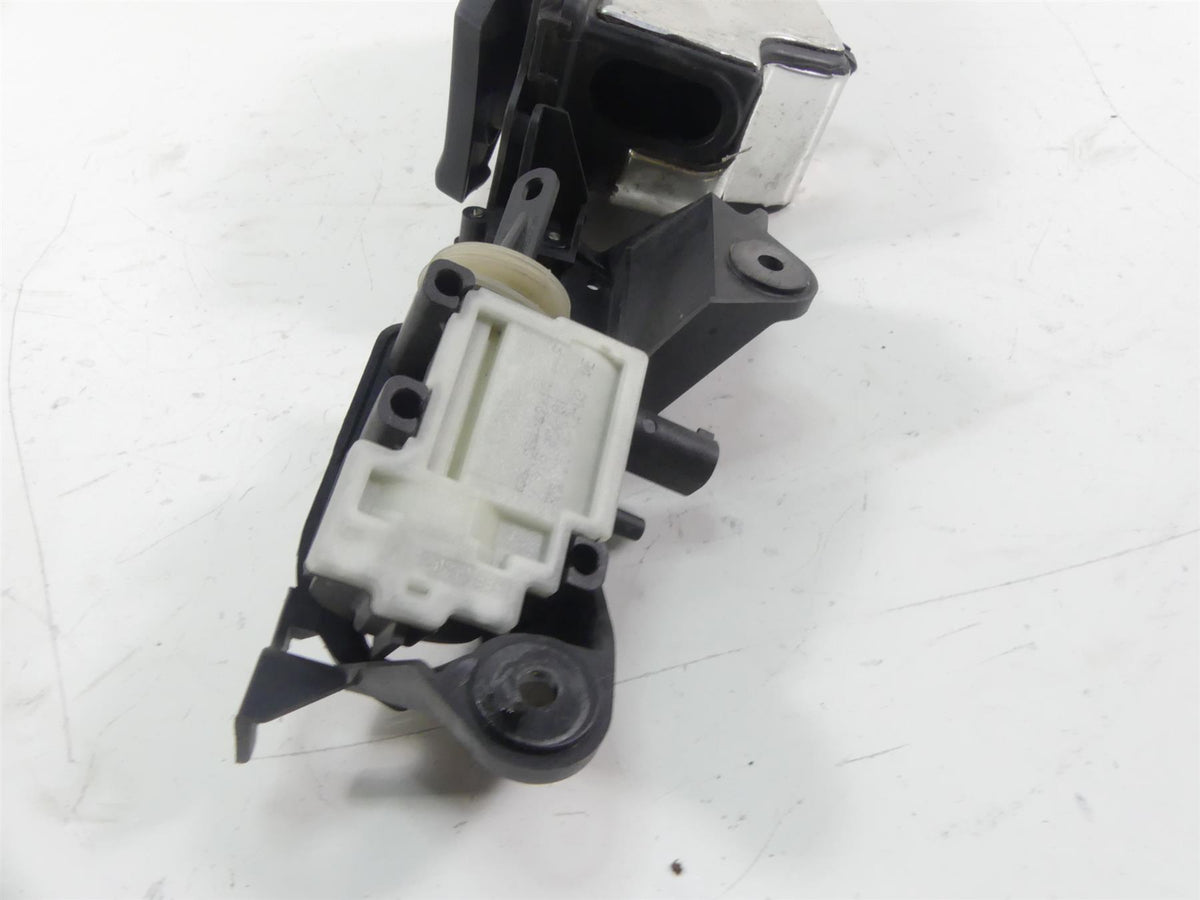 2015 BMW K1600GT K48 Right Side Storage Box Compartment 46637710448 40877147090 {{ shop.shopifyCountryName }} - Mototech271