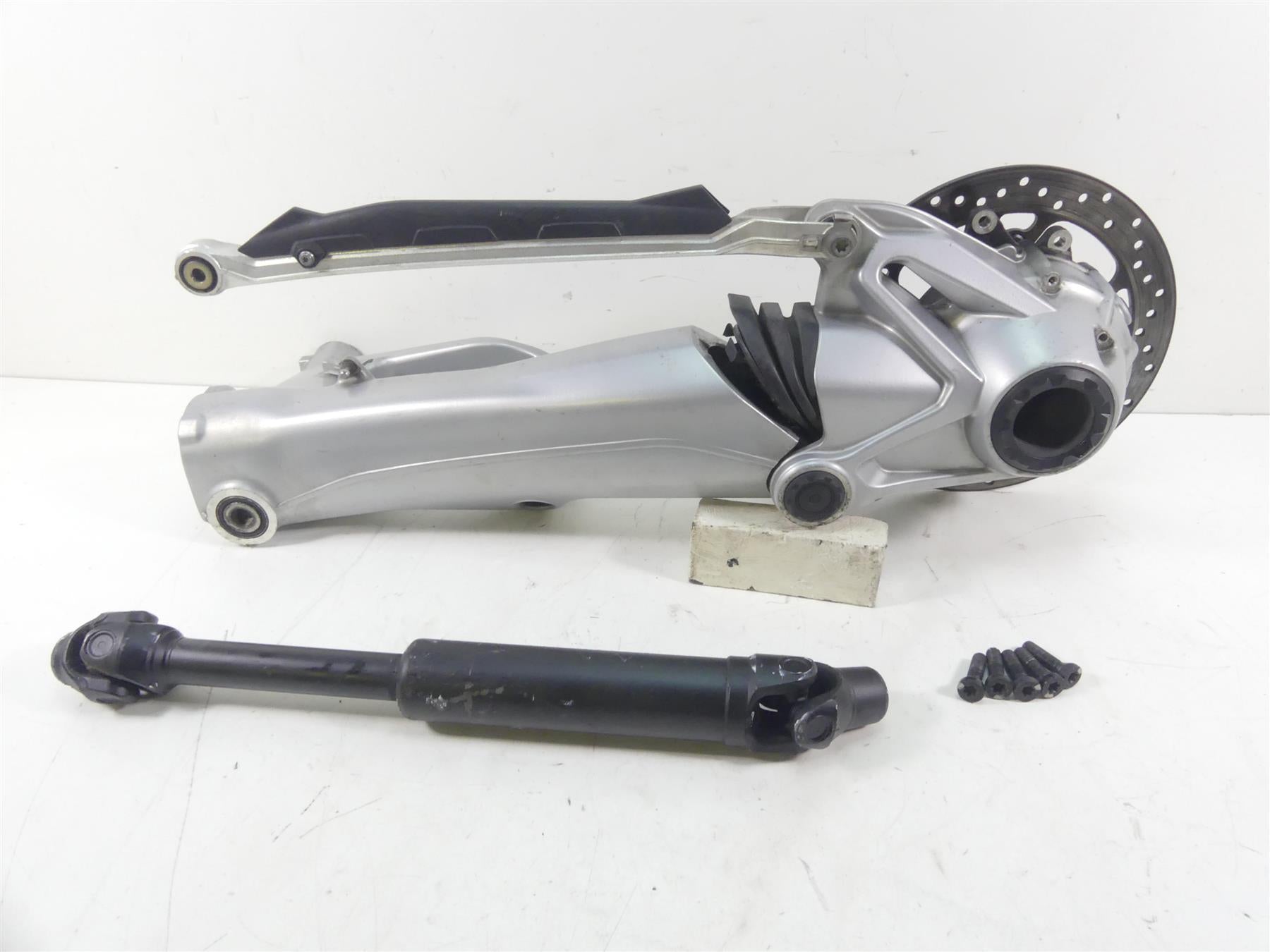 2017 BMW R1200GS GSW K50 Differential Drive Shaft Swingarm 32:11 33748544982