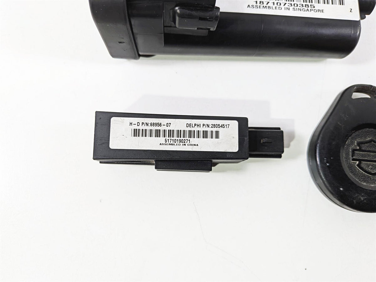 2011 Harley Touring FLHTCU CVO Electra Glide Tssm Module Fob & Antenna 68924-07-Mototech271