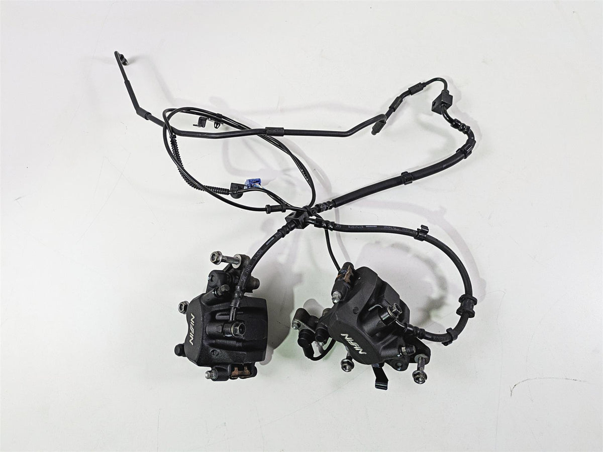 2016 Honda CBR650 F Front Brake Caliper Set - Nissin 45250-MJE-D11 45150-MJE-D01 {{ shop.shopifyCountryName }} - Mototech271