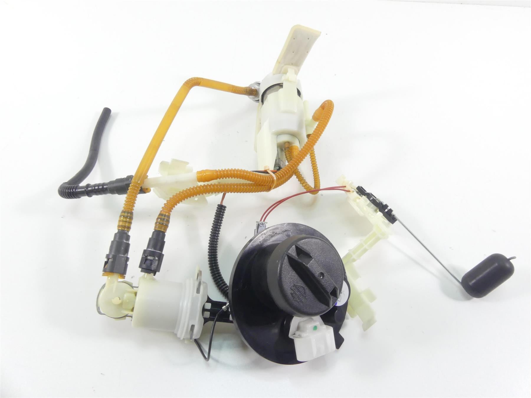 2016 Harley Touring FLHTP Electra Glide Fuel Gas Petrol Pump 7K 75069-08 | Mototech271