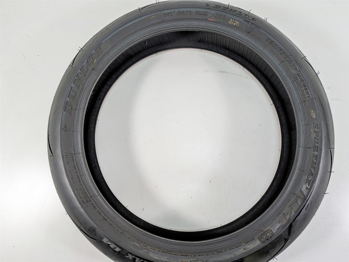 Used Front Motorcycle Tire Dunlop Sportmax Q4 120/70R17 45233176 {{ shop.shopifyCountryName }} - Mototech271
