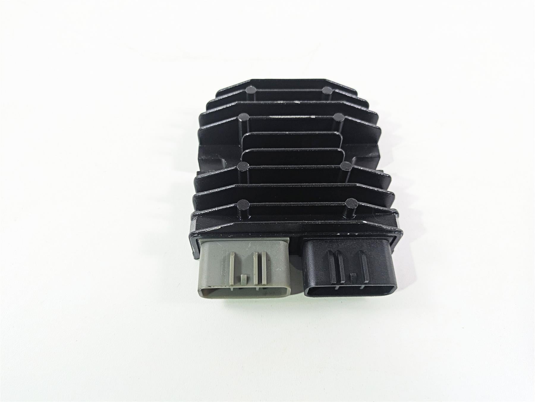 2016 Kawasaki ZX10R Ninja Rectifier Voltage Regulator 21066-0748