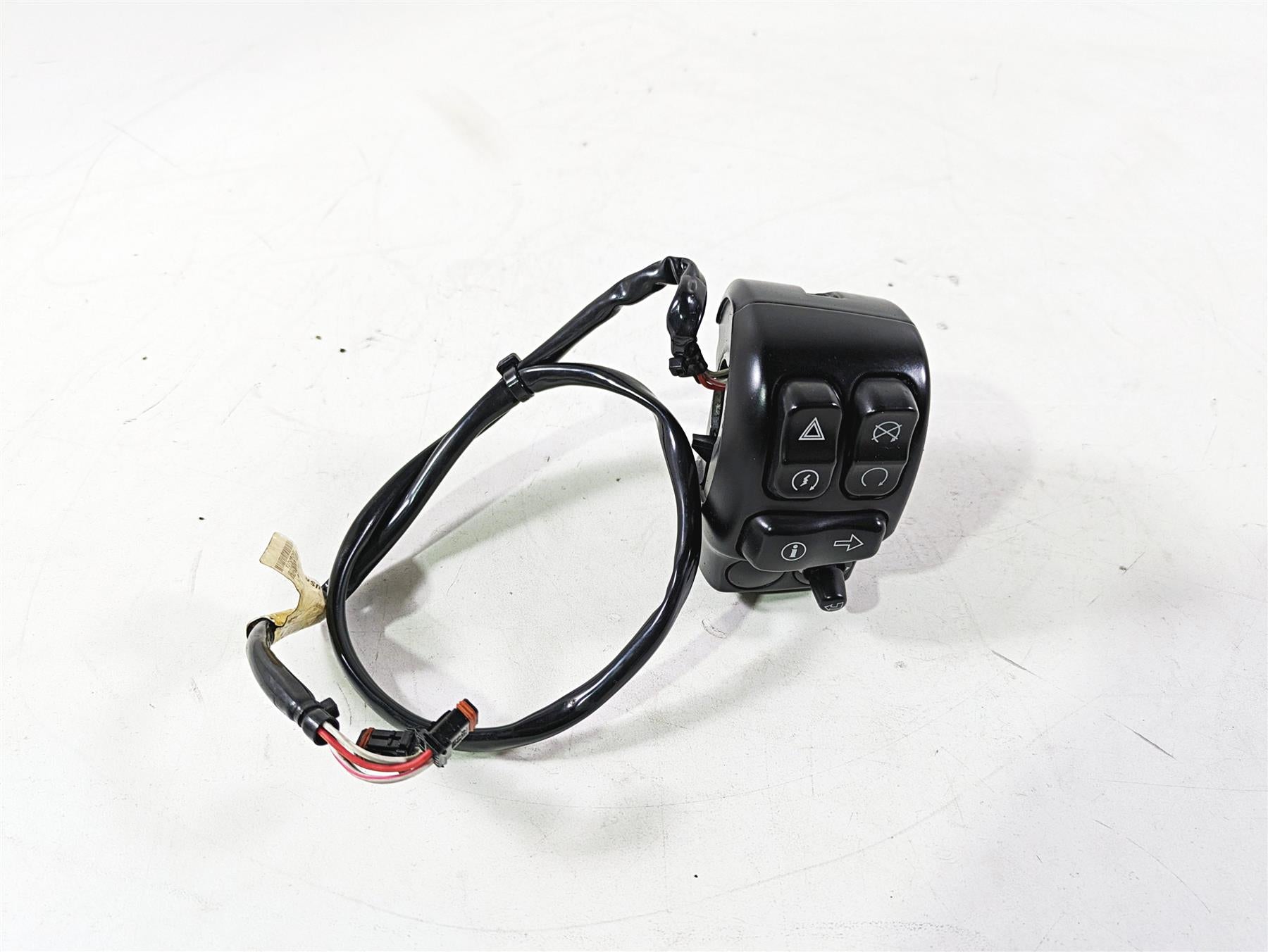2017 Harley Touring FLTRXS Road Glide Right Hand Control Switch 71500129C {{ shop.shopifyCountryName }} - Mototech271