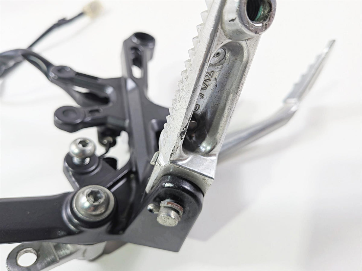 2023 Yamaha MT10 MTN1000 Right Front Footpeg & Brake Pedal B67-27443-10-00 {{ shop.shopifyCountryName }} - Mototech271