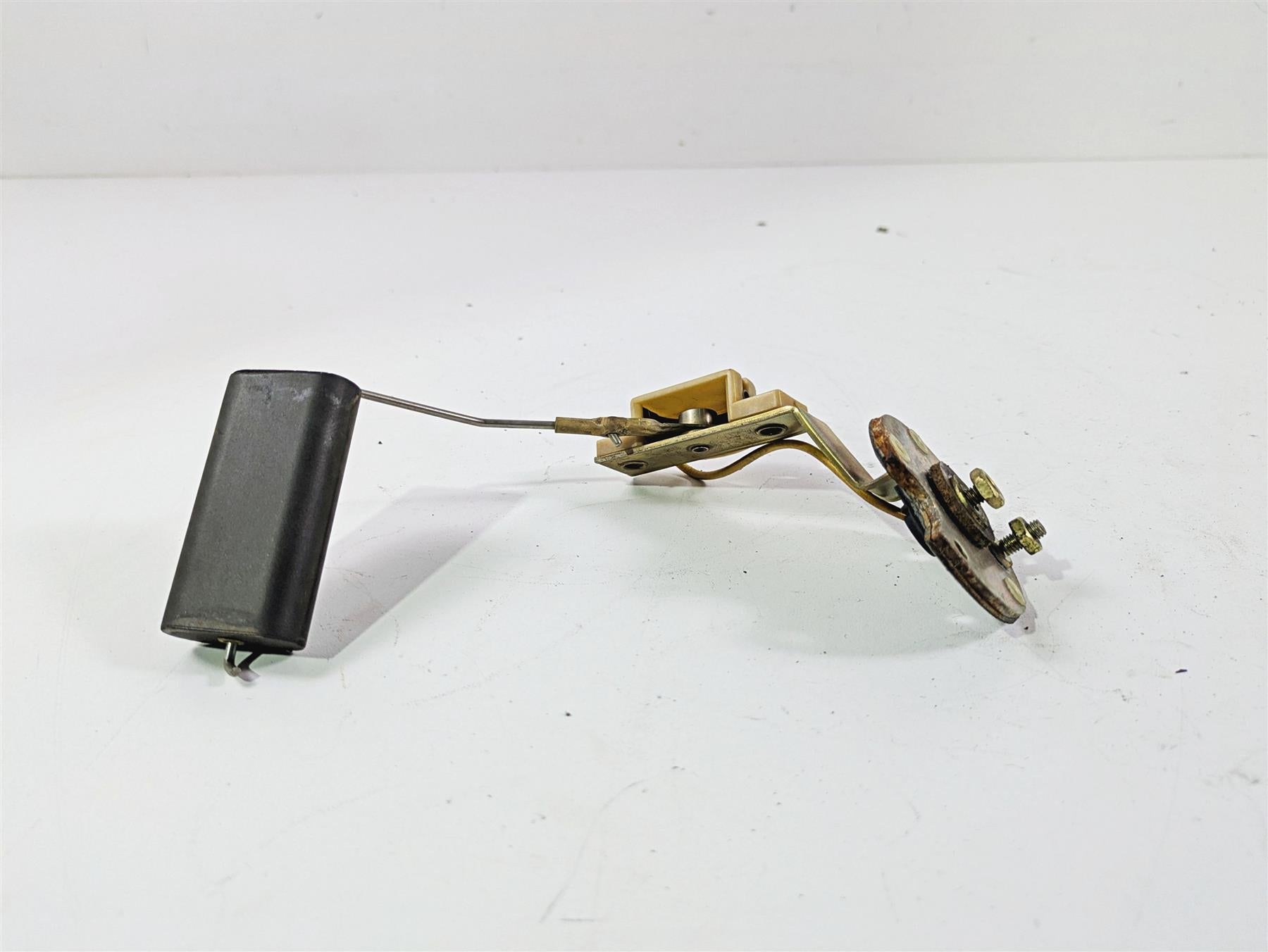 1999 Harley Dyna FXDL Low Rider Fuel Gas Petrol Level Sending Unit 75062-90A {{ shop.shopifyCountryName }} - Mototech271