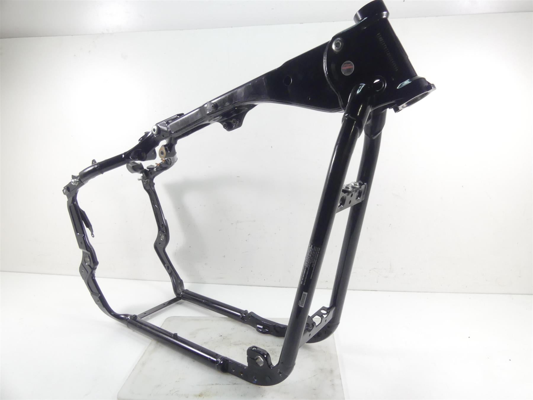 2022 Harley Softail FXBBS Street Bob Straight Main Frame Chassis 30dgr With Texas Salvage Title 47000126 {{ shop.shopifyCountryName }} - Mototech271