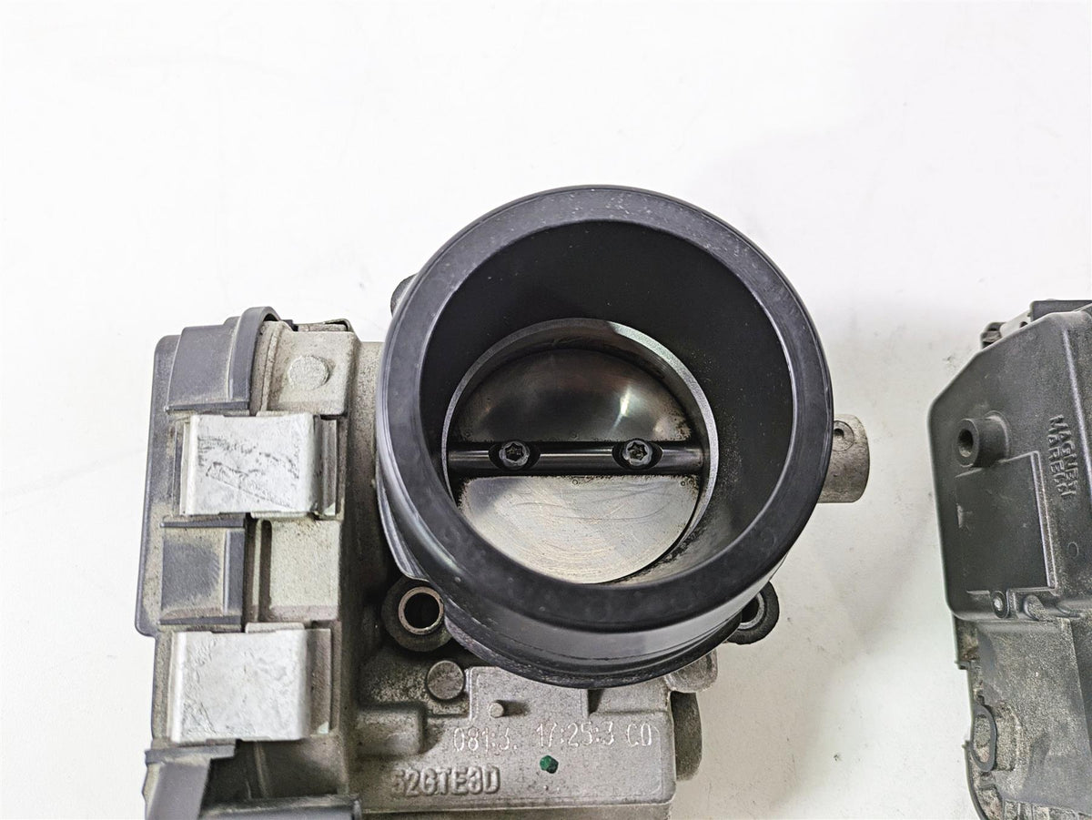 2013 Ducati Hyperstrada 821 Throttle Bodies Body Set 28240901A {{ shop.shopifyCountryName }} - Mototech271