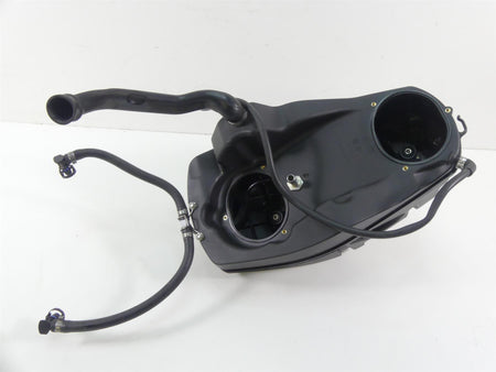 2010 Ducati Streetfighter 1098 S Air Box Cleaner Breather & Injectors 44211393B {{ shop.shopifyCountryName }} - Mototech271