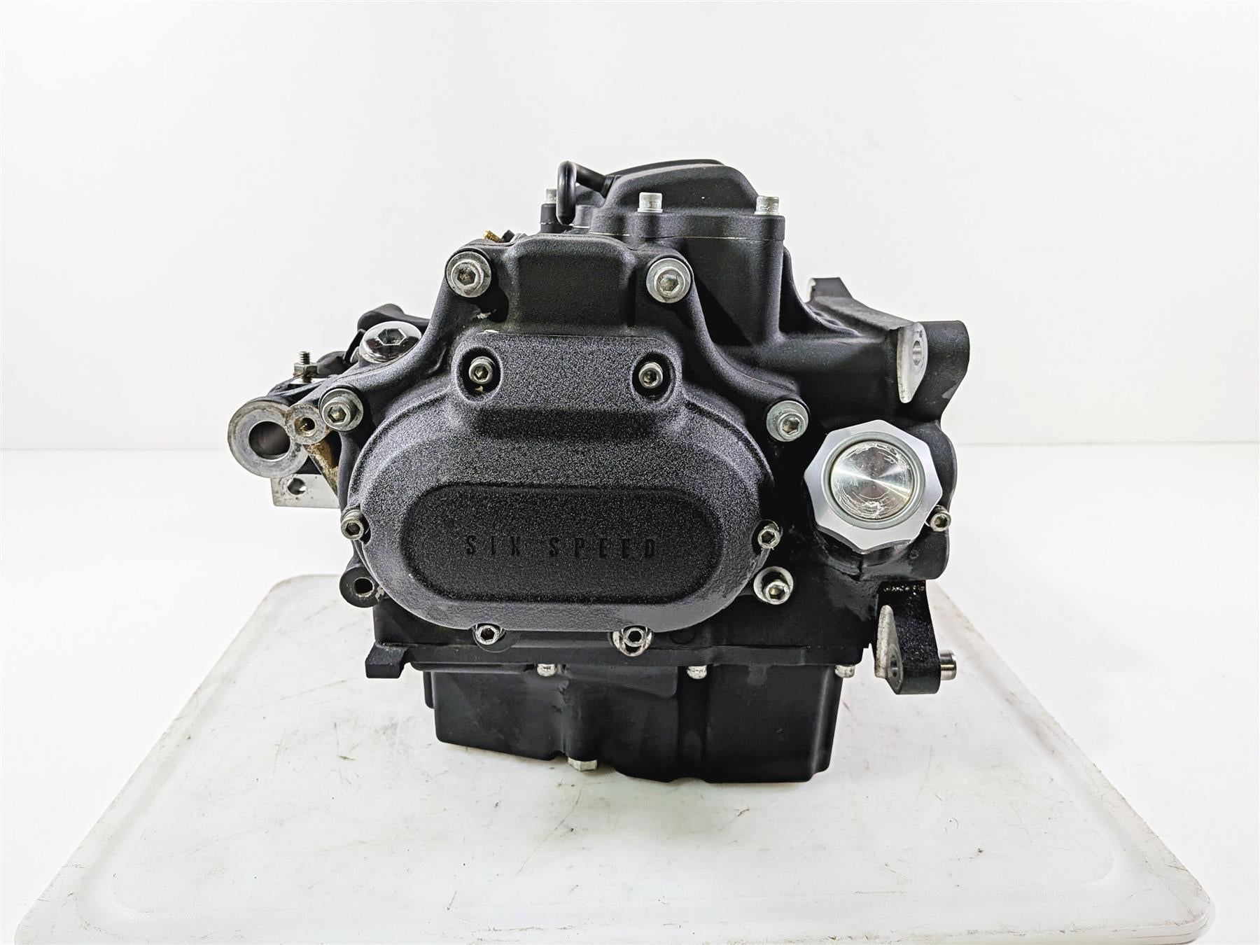 2011 Harley FXDF Dyna Fat Bob Black Transmission Gear Box 6 Speed 33083-10A {{ shop.shopifyCountryName }} - Mototech271