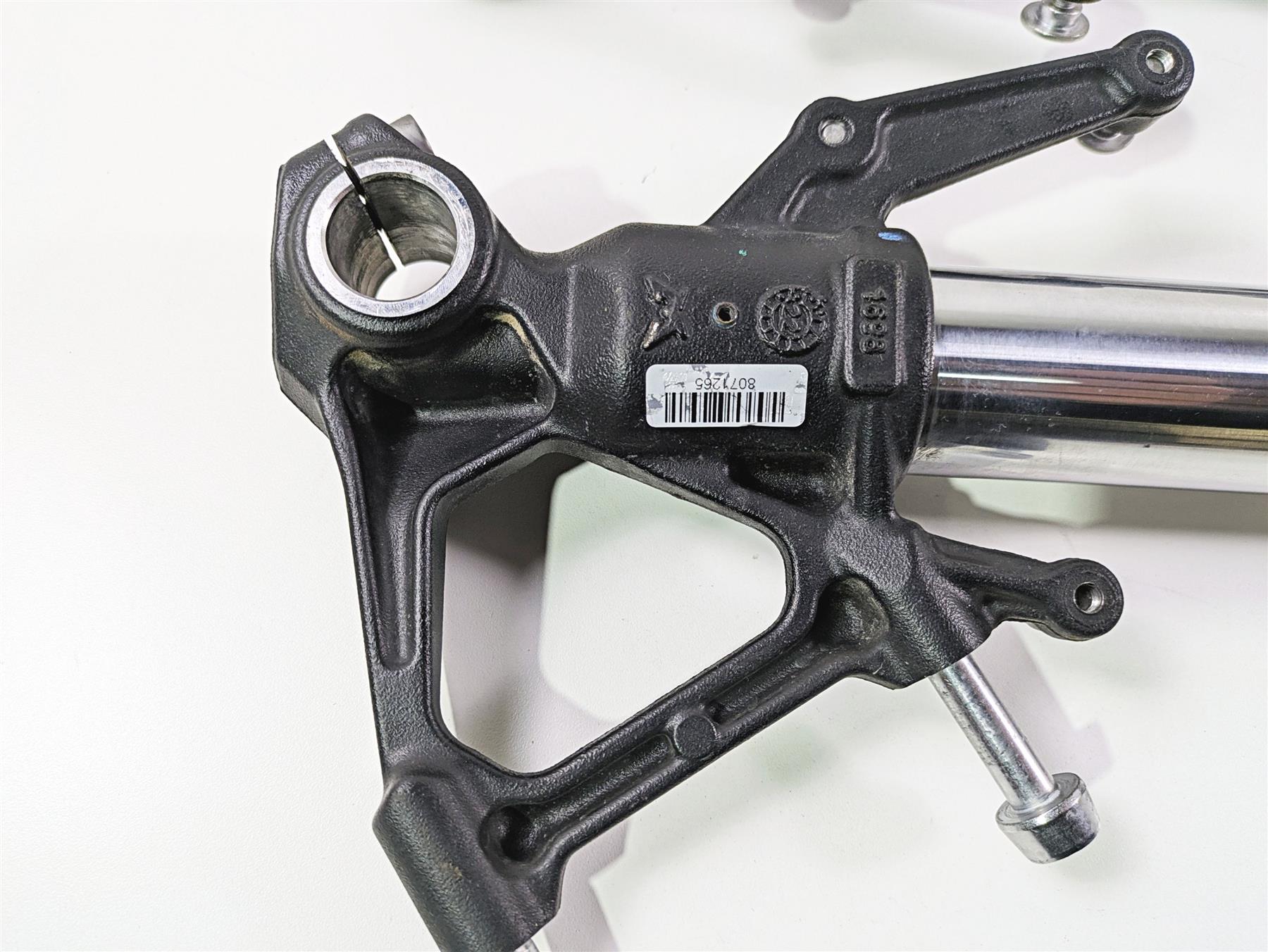 2024 Triumph Tiger 900 GT Marzocchi Front Fork Leg Set - Read T2048704 T20487043 {{ shop.shopifyCountryName }} - Mototech271