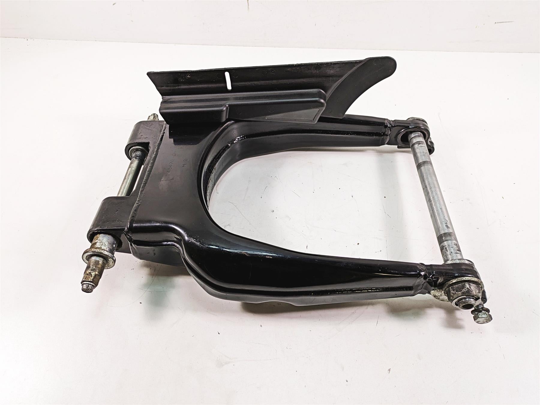2018 Harley Touring FLHXSE CVO Street Glide Swingarm Swing Arm 47549-09A {{ shop.shopifyCountryName }} - Mototech271