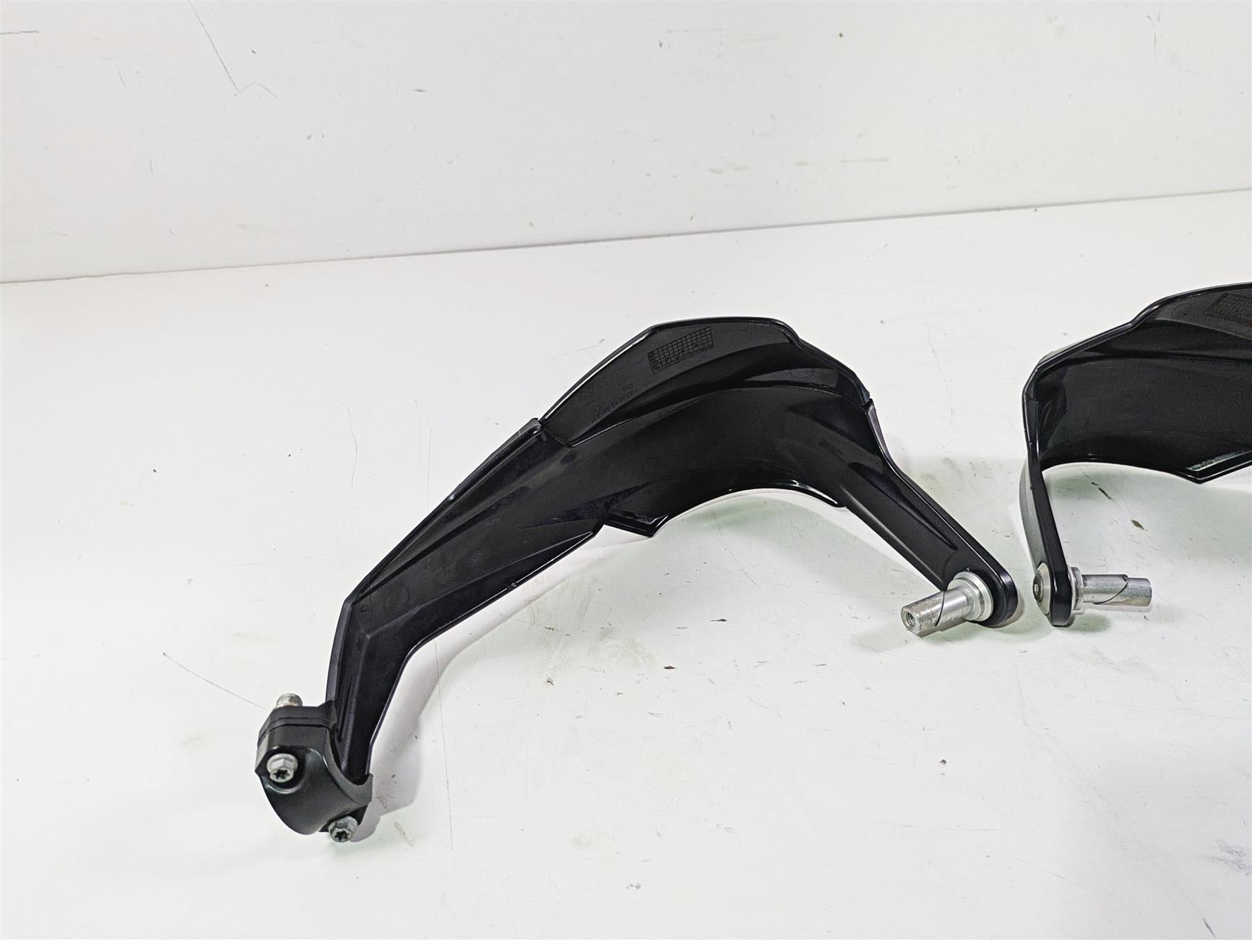 2018 KTM 1290 Super Adv S Hand Protection Guard & Mount Set 6030217910030 {{ shop.shopifyCountryName }} - Mototech271