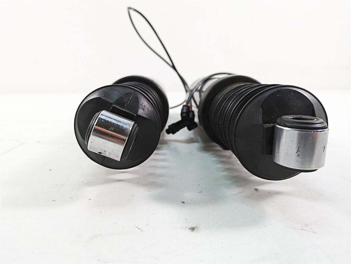 2005 Harley Touring FLHTCUI Electra Glide Rear Air Shock Set - Read 54565-97C {{ shop.shopifyCountryName }} - Mototech271