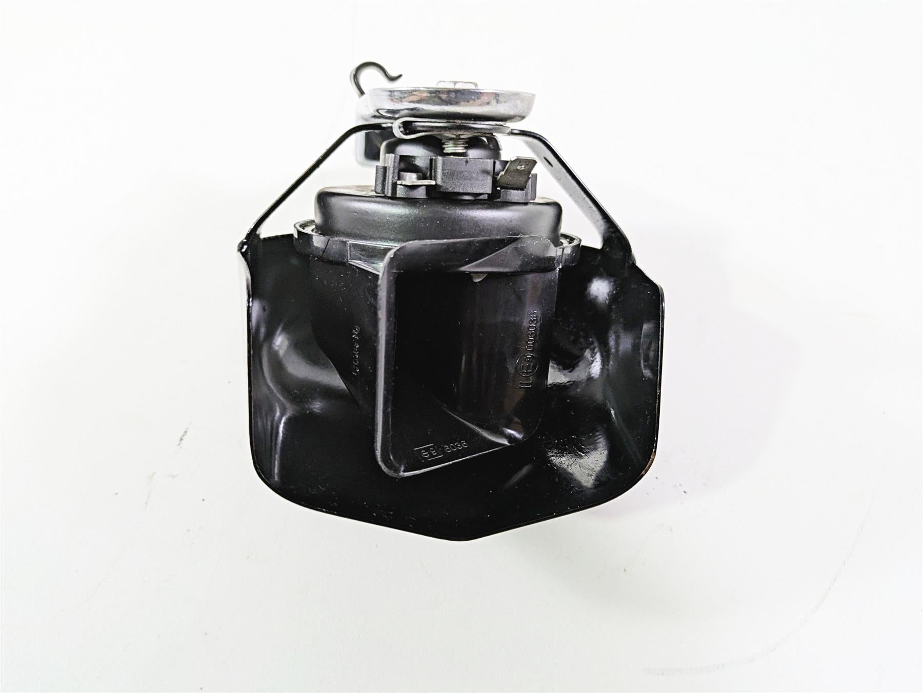 2009 Harley FLSTSB Cross Bones Horn & Black Cover 61300452 69060-90H {{ shop.shopifyCountryName }} - Mototech271