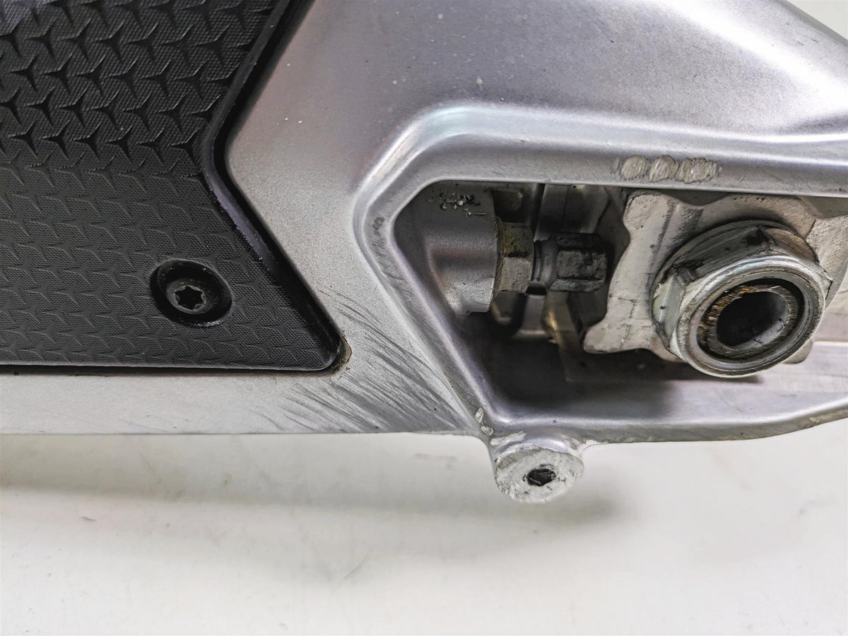 2021 Aprilia RS660 Rear Swingarm Swing Arm Axle Set 2B007756 {{ shop.shopifyCountryName }} - Mototech271