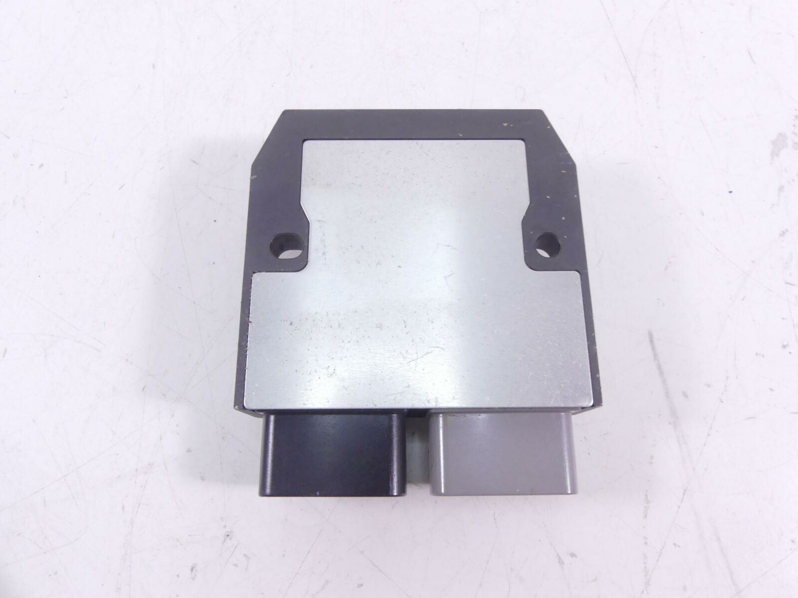 2015 Ducati Diavel Dark Rectifier Voltage Regulator 54040301B {{ shop.shopifyCountryName }} - Mototech271
