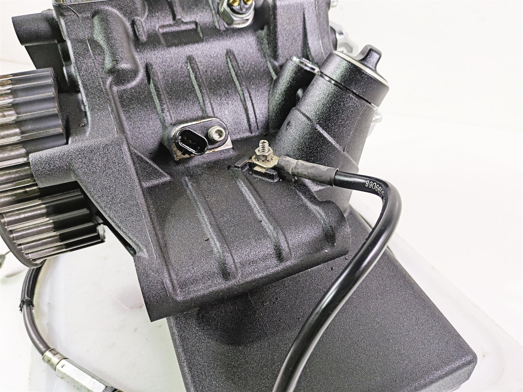 2016 Harley Touring FLHR Road King Transmission Gear Box 6 Speed 47K 33166-10A {{ shop.shopifyCountryName }} - Mototech271