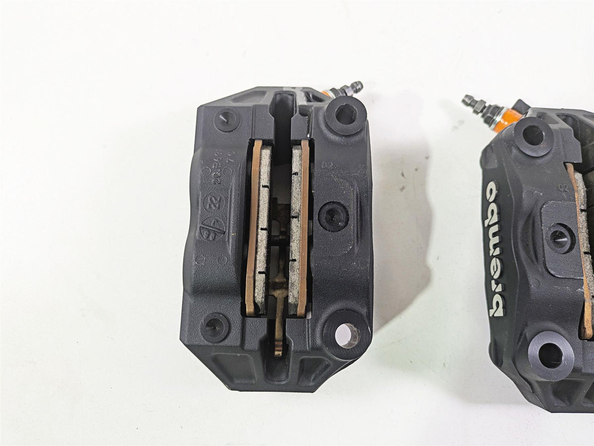 2024 Triumph Street Triple 765 R Front Brembo Brake Caliper Set 100mm T2022510 {{ shop.shopifyCountryName }} - Mototech271