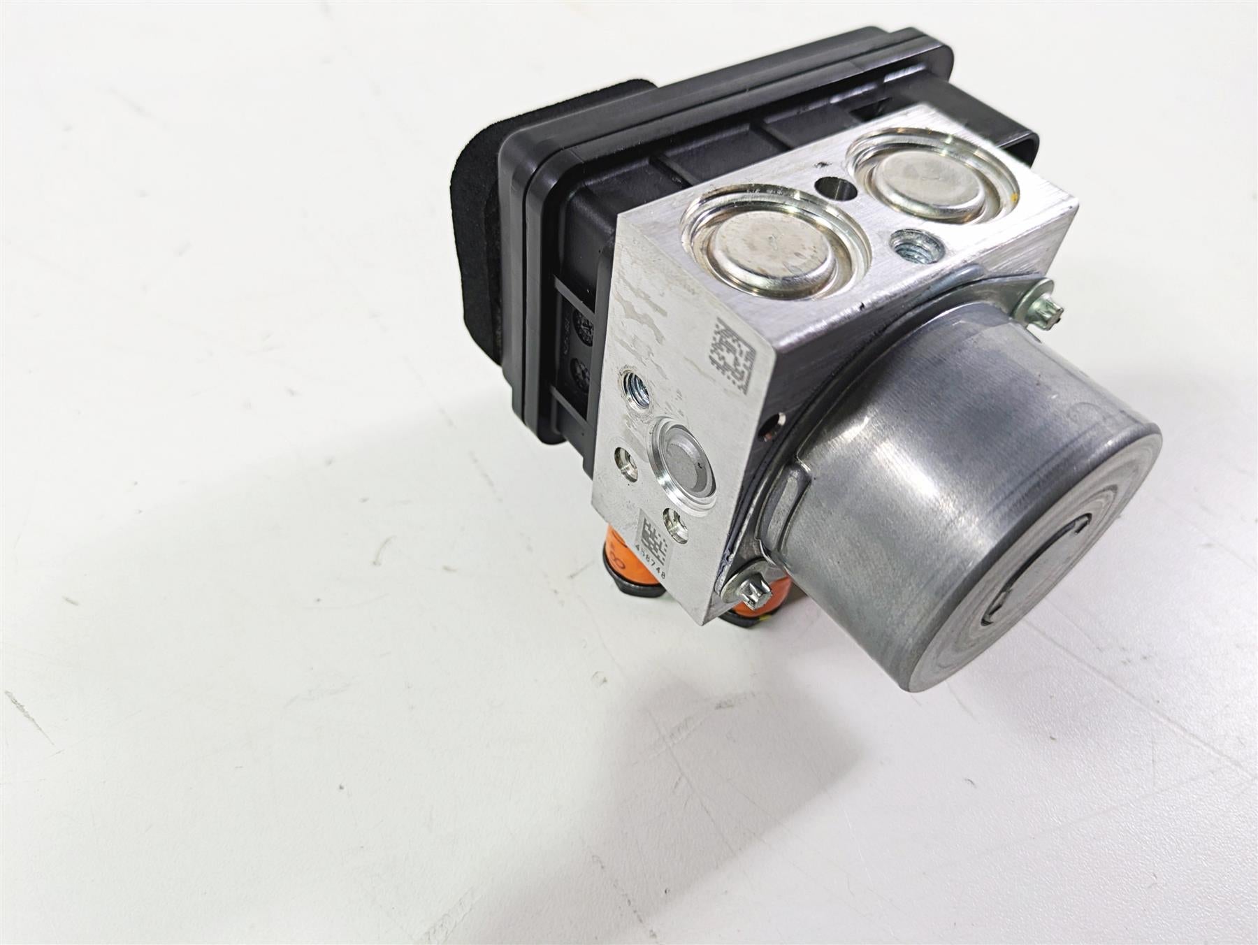 2023 Ducati Monster 937 SP Abs Brake Pump Unit Module 54241011A {{ shop.shopifyCountryName }} - Mototech271