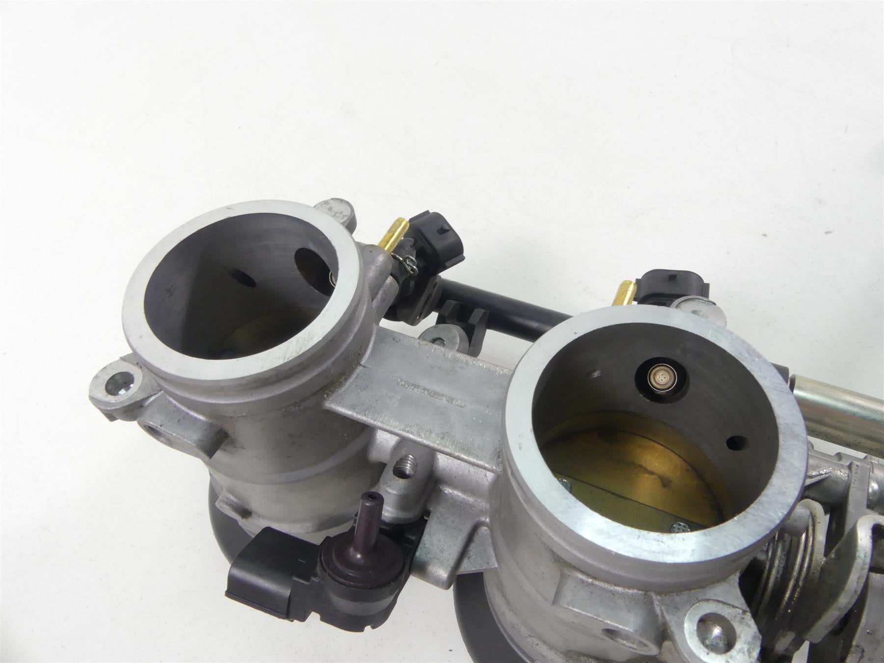 2012 Mv Agusta Brutale 1090 R Mikuni Throttle Body Bodies 8A00B3298 {{ shop.shopifyCountryName }} - Mototech271