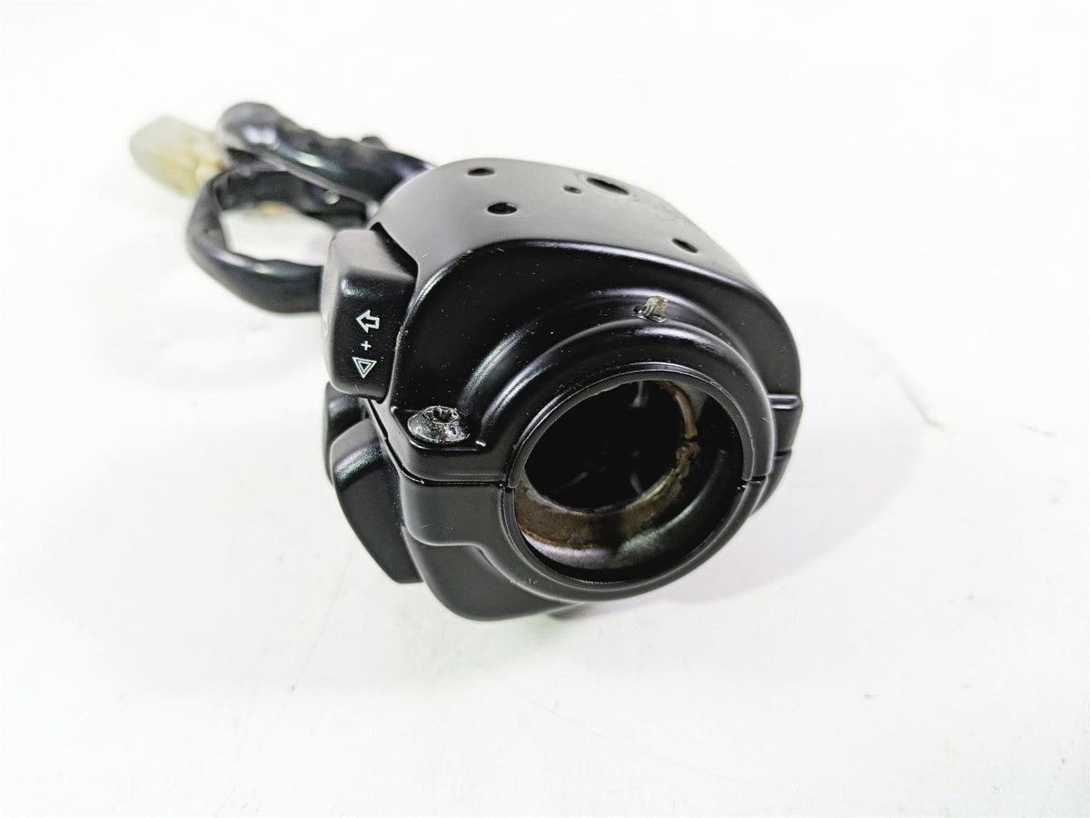 2010 Harley VRSCF Muscle Rod Left Hand Control Switch READ 71682-06A 71685-06A {{ shop.shopifyCountryName }} - Mototech271