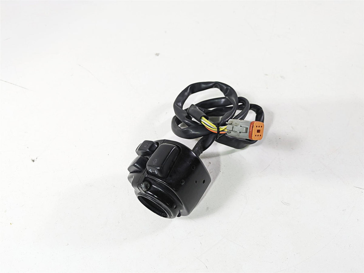 2003 Harley FLSTC Softail Heritage 100th Left Hand Control Switch 71682-06A {{ shop.shopifyCountryName }} - Mototech271