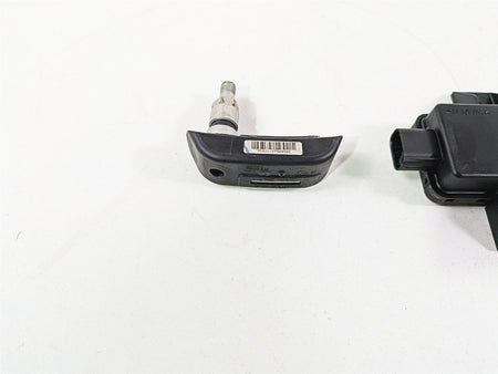 2017 BMW R1200 GS K50 Rdc Sensor & Tire Sensors Set 65758546222 65759832031 {{ shop.shopifyCountryName }} - Mototech271