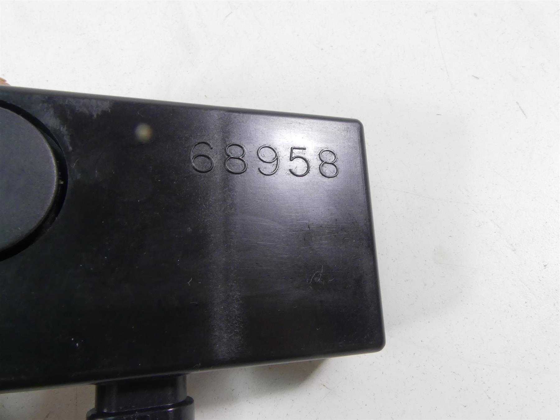 2004 Harley FLHTC SE CVO Electra Glide Siren Control Module Box 68958-00 {{ shop.shopifyCountryName }} - Mototech271