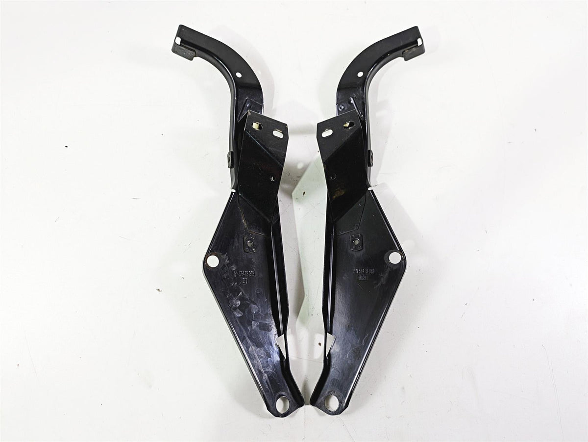 2011 Harley Touring FLHTCUSE CVO E-Glide Front Fairing Mount Holder Set 58938-96 {{ shop.shopifyCountryName }} - Mototech271