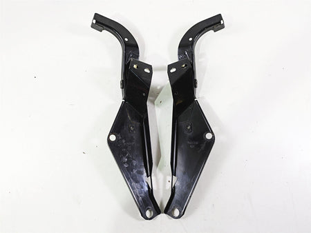 2011 Harley Touring FLHTCUSE CVO E-Glide Front Fairing Mount Holder Set 58938-96 {{ shop.shopifyCountryName }} - Mototech271