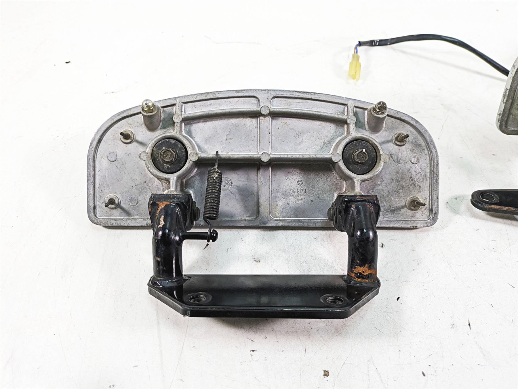 1997 Kawasaki VN1500 Vulcan Front Rider Footpeg Shift Brake Pedal Set 34003-1290 {{ shop.shopifyCountryName }} - Mototech271