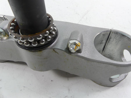 2020 Ducati Multistrada 1260 Enduro Lower Triple Tree Steering Clamp 34221141AA {{ shop.shopifyCountryName }} - Mototech271