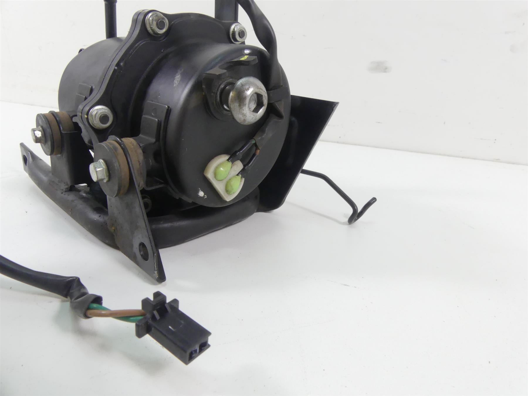 2007 Honda VTX1800 T1 Fuel Gas Petrol Pump - Tested 16700-MCV-R12 16700-MCV-R13 {{ shop.shopifyCountryName }} - Mototech271