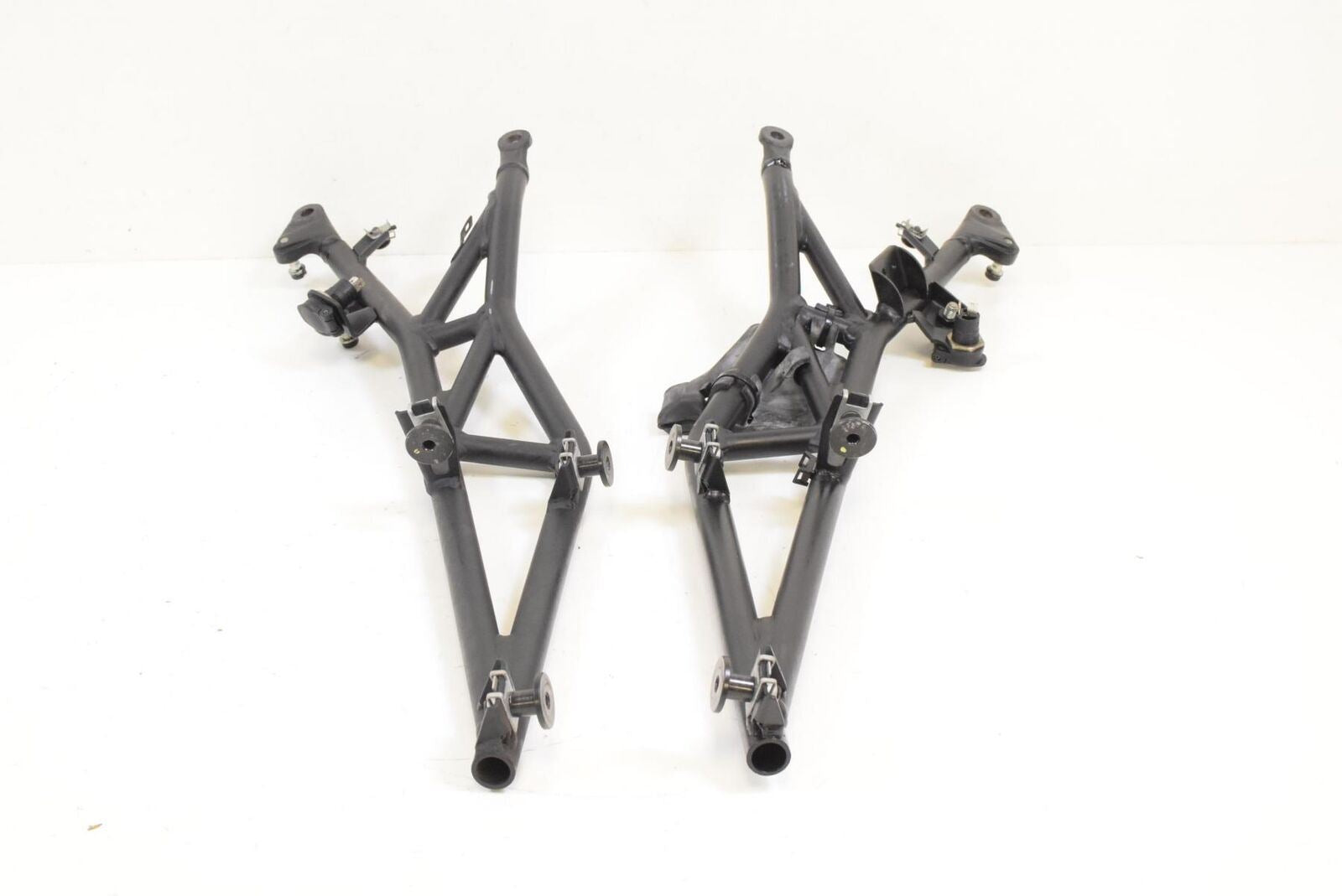 2012 Ducati Multistrada 1200S Rear Subframe Sub Frame Brackets 47110141CA {{ shop.shopifyCountryName }} - Mototech271