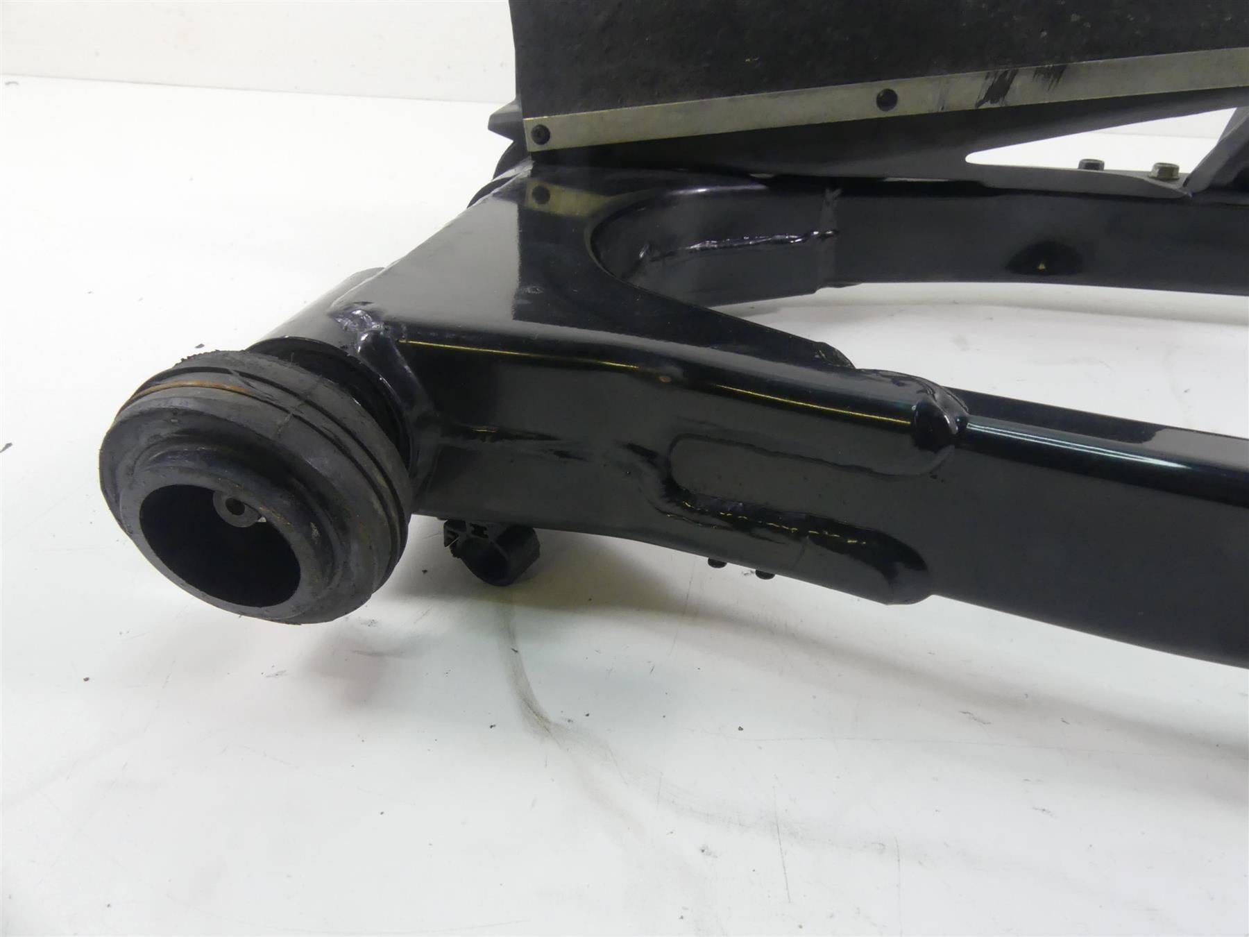 1999 Harley Touring FLHTCUI Electra Glide Rear Swingarm Swing Arm 3/4" 47549-97 {{ shop.shopifyCountryName }} - Mototech271