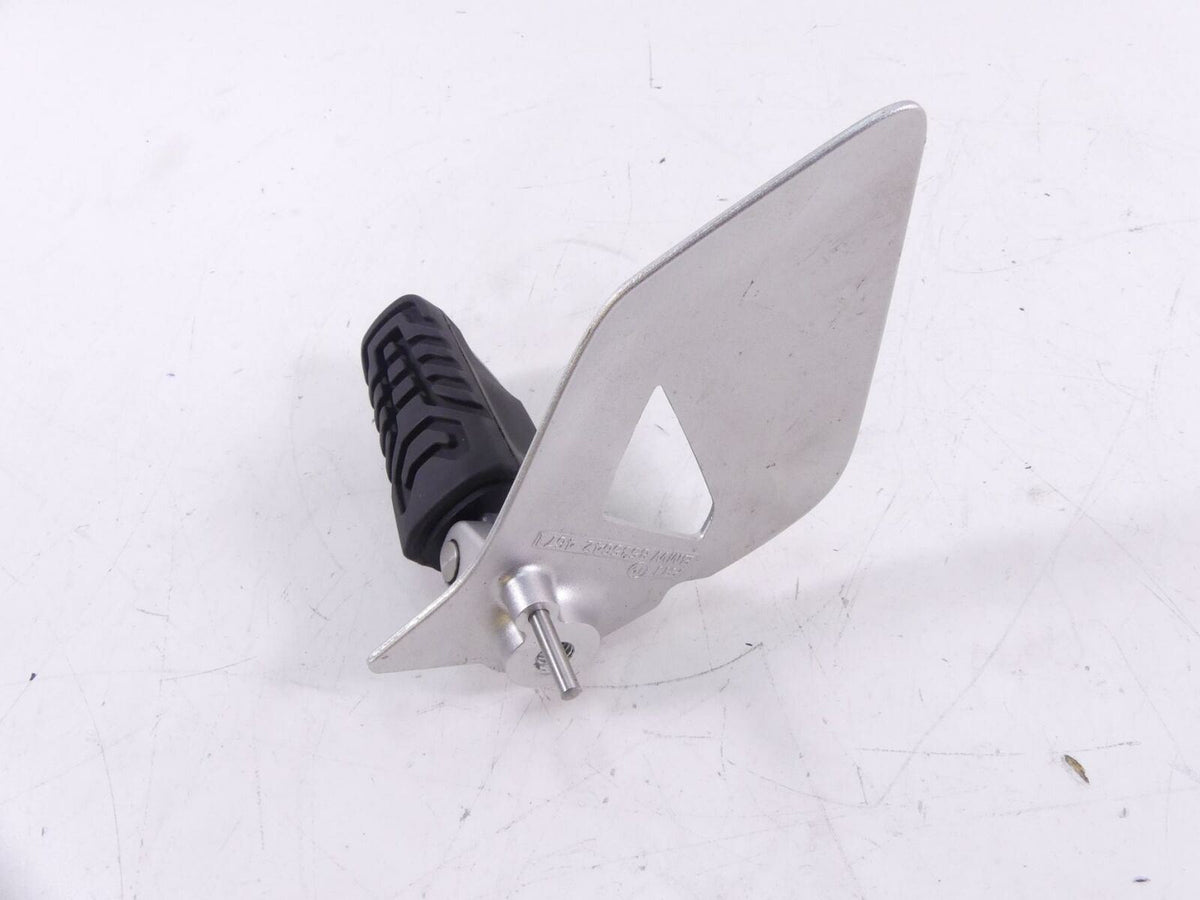 2014 BMW R1200 RT RTW K52 Right Front Rider Footpeg 46718535642 / 46718560382 {{ shop.shopifyCountryName }} - Mototech271